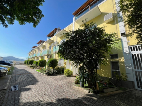 Imagem Casa com 4 Quartos à Venda, 180 m² em Taquara - Rio De Janeiro Imagem Casa com 4 Quartos à Venda, 180 m² em Taquara - Rio De Janeiro