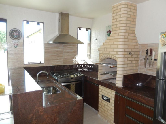 Imagem Casa com 3 Quartos à Venda, 180 m² em Balneário São Pedro - São Pedro Da Aldeia