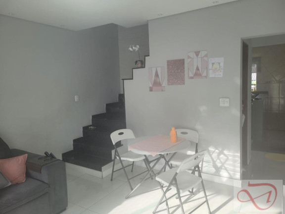Imagem Sobrado com 2 Quartos à Venda, 121 m² em Vila Clarice - Santo André
