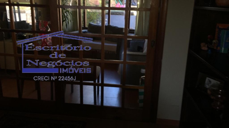 Imagem Casa com 3 Quartos à Venda, 195 m² em Teresópolis - Porto Alegre Imagem Casa com 3 Quartos à Venda, 195 m² em Teresópolis - Porto Alegre