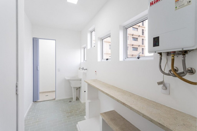 Imagem Imóvel com 3 Quartos à Venda, 126 m² em Jardim Europa - São Paulo Imagem Imóvel com 3 Quartos à Venda, 126 m² em Jardim Europa - São Paulo