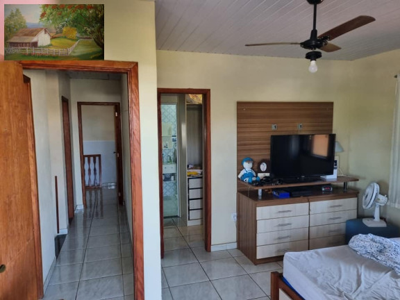 Imagem Casa com 4 Quartos à Venda, 150 m² em Ponte Dos Leites - Araruama Imagem Casa com 4 Quartos à Venda, 150 m² em Ponte Dos Leites - Araruama