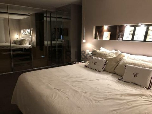 Imagem Apartamento com 1 Quarto à Venda, 81 m² em Brooklin - São Paulo Imagem Apartamento com 1 Quarto à Venda, 81 m² em Brooklin - São Paulo