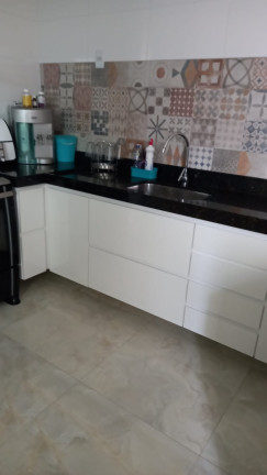 Imagem Casa com 3 Quartos à Venda, 130 m²
