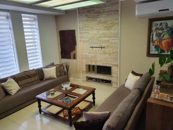 Imagem Casa com 4 Quartos à Venda, 370 m² em Jardim Das Américas - Curitiba