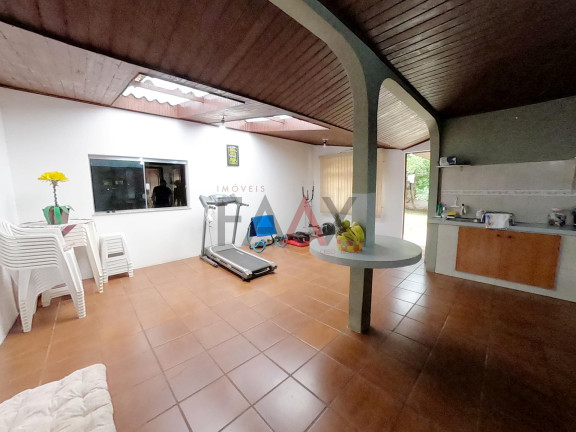 Imagem Casa com 3 Quartos à Venda, 146 m² em Santa Cruz - Guarapuava Imagem Casa com 3 Quartos à Venda, 146 m² em Santa Cruz - Guarapuava