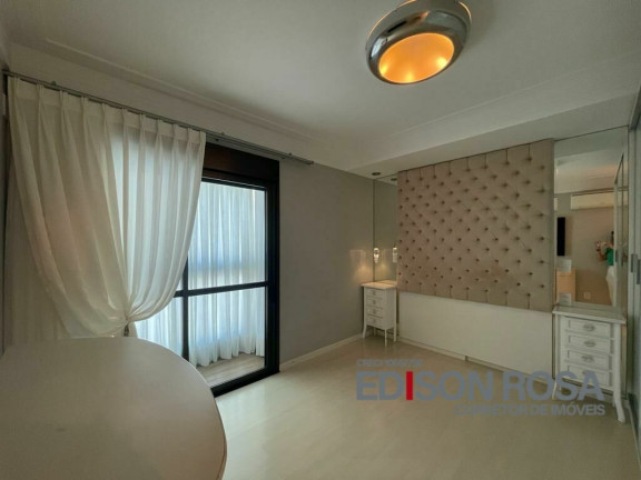 Imagem Apartamento com 3 Quartos à Venda, 123 m² em Balneário - Florianópolis Imagem Apartamento com 3 Quartos à Venda, 123 m² em Balneário - Florianópolis