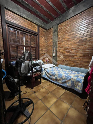 Imagem Casa com 4 Quartos à Venda, 275 m² em Itaipu - Niterói Imagem Casa com 4 Quartos à Venda, 275 m² em Itaipu - Niterói