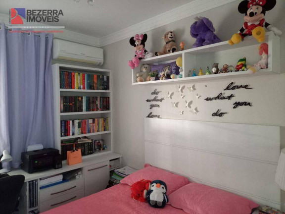 Imagem Casa com 3 Quartos à Venda, 262 m² em Nova Parnamirim - Parnamirim