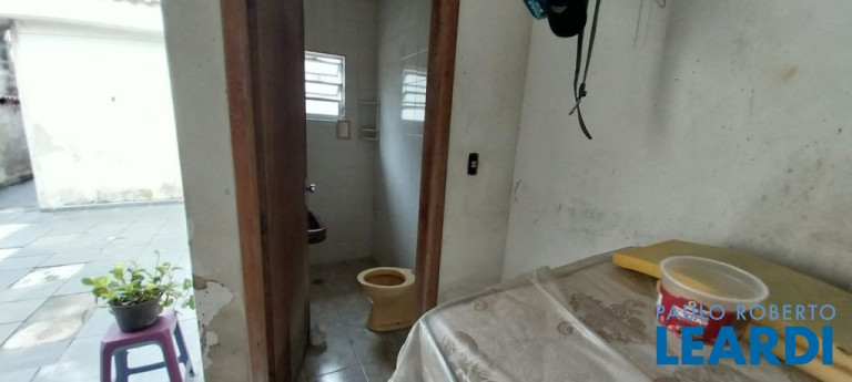 Imagem Casa com 4 Quartos à Venda, 200 m² em Vila Valparaíso - Santo André Imagem Casa com 4 Quartos à Venda, 200 m² em Vila Valparaíso - Santo André