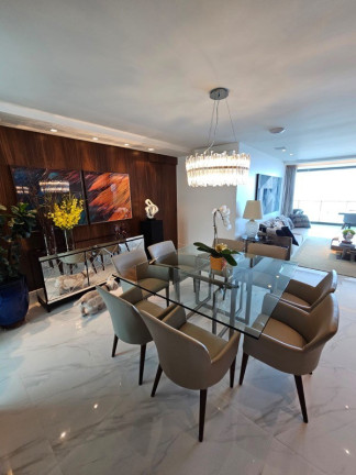 Imagem Imóvel com 4 Quartos à Venda, 242 m² em Praia De Jaguaribe - Salvador Imagem Imóvel com 4 Quartos à Venda, 242 m² em Praia De Jaguaribe - Salvador