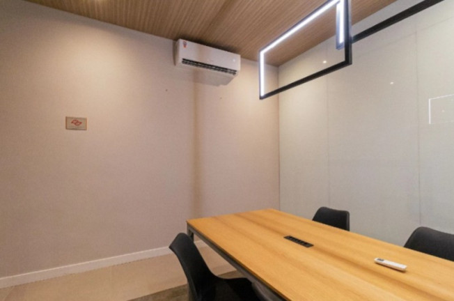 Imagem Kitnet com 1 Quarto à Venda, 24 m² em República - São Paulo Imagem Kitnet com 1 Quarto à Venda, 24 m² em República - São Paulo