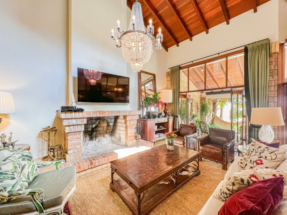 Imagem Casa com 4 Quartos à Venda,  em Chácara Das Pedras - Porto Alegre
