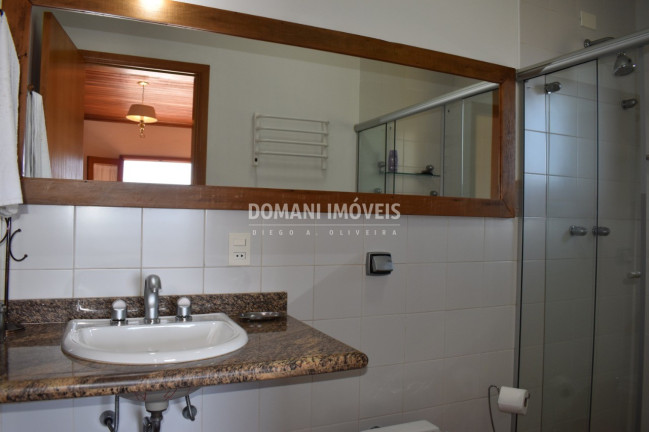 Imagem Casa com 4 Quartos à Venda, 363 m² em Região Do Alto Da Boa Vista - Campos Do Jordão Imagem Casa com 4 Quartos à Venda, 363 m² em Região Do Alto Da Boa Vista - Campos Do Jordão