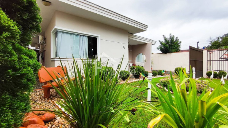 Imagem Casa com 3 Quartos à Venda, 113 m² em Iririú - Joinville