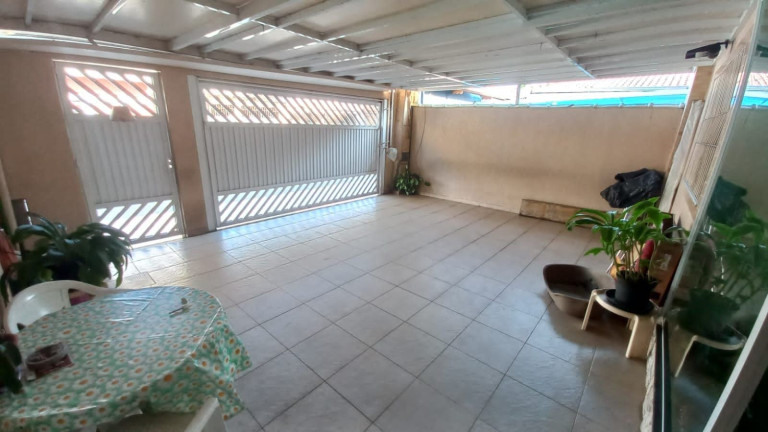 Imagem Casa com 3 Quartos à Venda, 255 m² em Caiçara - Praia Grande Imagem Casa com 3 Quartos à Venda, 255 m² em Caiçara - Praia Grande