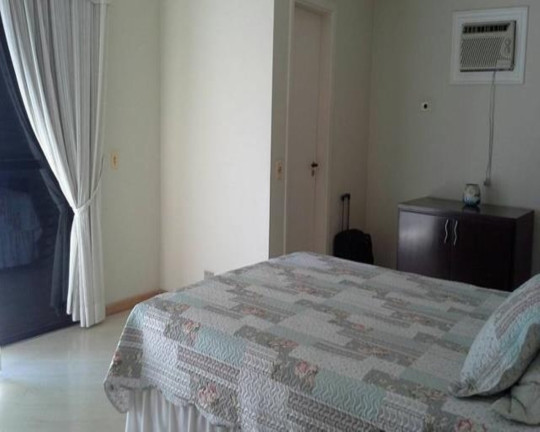 Imagem Apartamento com 3 Quartos à Venda, 220 m² em Pitangueiras - Guarujá Imagem Apartamento com 3 Quartos à Venda, 220 m² em Pitangueiras - Guarujá