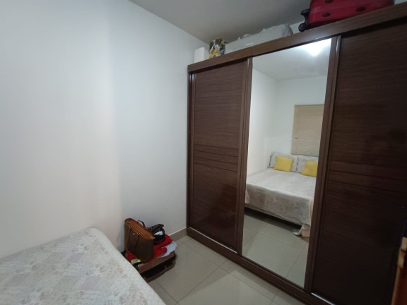 Imagem Imóvel com 
            	3             Quartos à Venda, 130 m² em 
            	Jardim Pampulha             - 
            	Aparecida De Goiania            