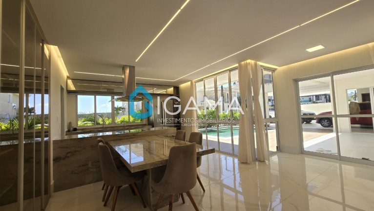 Casa com 4 Quartos à Venda, 404 m² em Ponta Negra - Natal