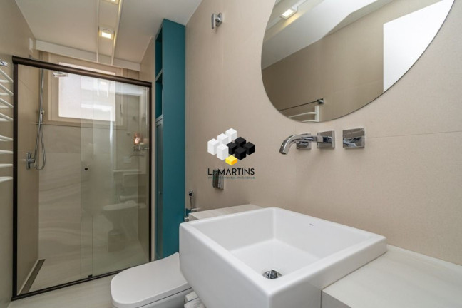 Imagem Apartamento com 3 Quartos à Venda, 120 m² em Moinhos De Vento - Porto Alegre Imagem Apartamento com 3 Quartos à Venda, 120 m² em Moinhos De Vento - Porto Alegre