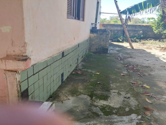 Imagem Casa com 8 Quartos à Venda, 200 m² em Coroado - Guarapari Imagem Casa com 8 Quartos à Venda, 200 m² em Coroado - Guarapari