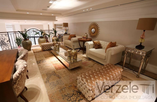 Imagem Apartamento com 4 Quartos à Venda, 316 m² em Centro - Balneário Camboriú Imagem Apartamento com 4 Quartos à Venda, 316 m² em Centro - Balneário Camboriú