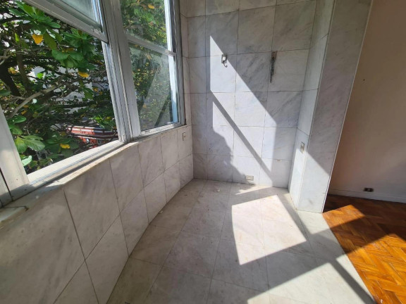Imagem Apartamento com 3 Quartos à Venda, 120 m² em Copacabana - Rio De Janeiro