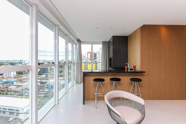 Imagem Apartamento com 3 Quartos à Venda, 176 m² em Cabral - Curitiba Imagem Apartamento com 3 Quartos à Venda, 176 m² em Cabral - Curitiba