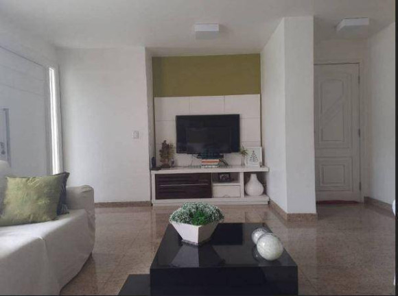 Imagem Casa com 4 Quartos à Venda, 250 m² em Piratininga - Niterói Imagem Casa com 4 Quartos à Venda, 250 m² em Piratininga - Niterói