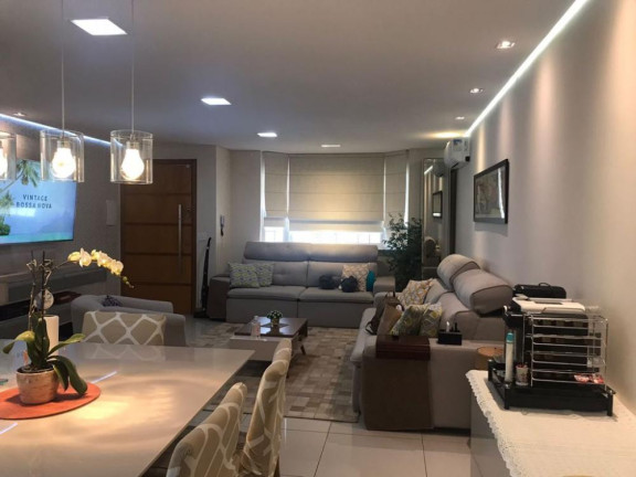 Casa com 3 Quartos à Venda, 375 m² em Tatuapé - São Paulo