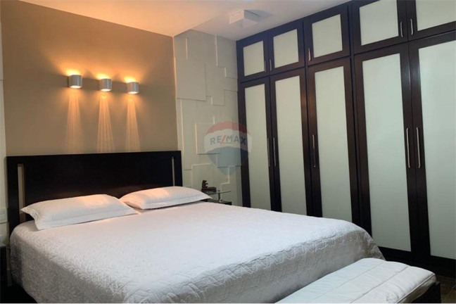 Imagem Casa com 6 Quartos à Venda, 450 m² em Pendotiba - Niterói Imagem Casa com 6 Quartos à Venda, 450 m² em Pendotiba - Niterói