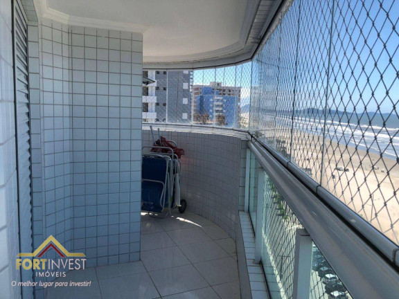 Imagem Imóvel com 3 Quartos à Venda, 120 m² em Maracanã - Praia Grande Imagem Imóvel com 3 Quartos à Venda, 120 m² em Maracanã - Praia Grande