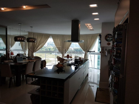 Imagem Apartamento com 3 Quartos à Venda, 140 m² em Balneário Santa Clara - Itajaí