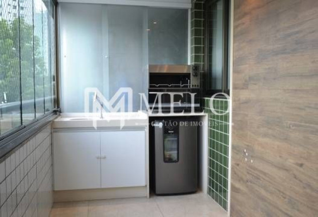 Imagem Apartamento com 4 Quartos à Venda, 125 m² em Rosarinho - Recife