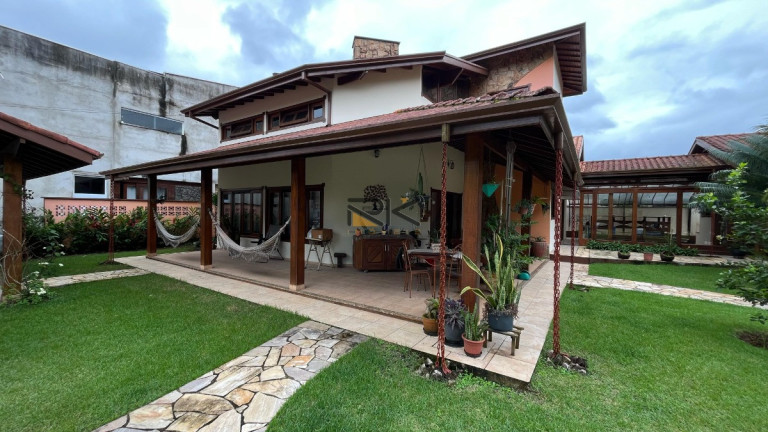 Imagem Casa de Condomínio com 4 Quartos à Venda, 310 m² em Horto Florestal - Ubatuba