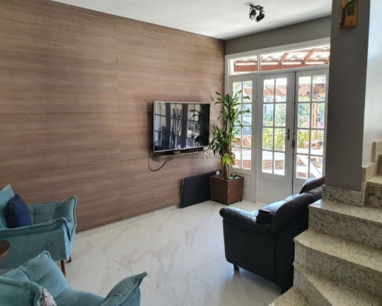 Imagem Casa com 3 Quartos à Venda, 270 m² em Badu - Niterói Imagem Casa com 3 Quartos à Venda, 270 m² em Badu - Niterói