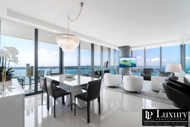 Imagem Apartamento com 3 Quartos à Venda, 200 m² em Miami Design District - Miami Imagem Apartamento com 3 Quartos à Venda, 200 m² em Miami Design District - Miami