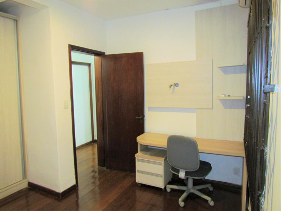 Imagem Casa com 3 Quartos à Venda, 315 m² em Jardim São Pedro - Porto Alegre Imagem Casa com 3 Quartos à Venda, 315 m² em Jardim São Pedro - Porto Alegre
