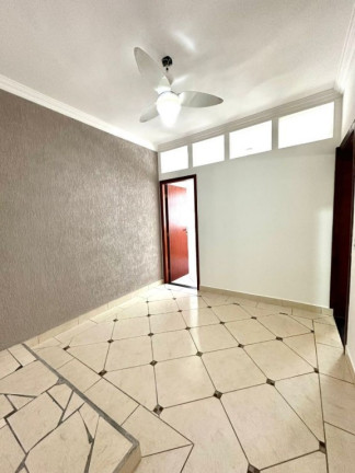 Imagem Kitnet com 1 Quarto à Venda, 29 m² em Aviação - Praia Grande Imagem Kitnet com 1 Quarto à Venda, 29 m² em Aviação - Praia Grande