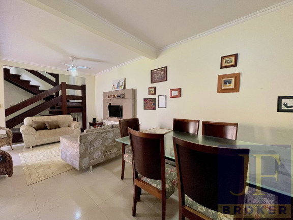 Imagem Casa com 4 Quartos para Temporada, 160 m² em Canasvieiras - Florianópolis Imagem Casa com 4 Quartos para Temporada, 160 m² em Canasvieiras - Florianópolis
