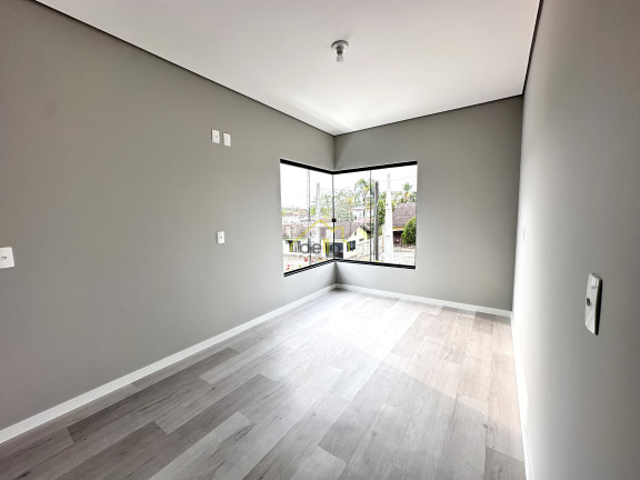 Imagem Casa com 3 Quartos à Venda, 150 m² em Bom Retiro - Joinville Imagem Casa com 3 Quartos à Venda, 150 m² em Bom Retiro - Joinville