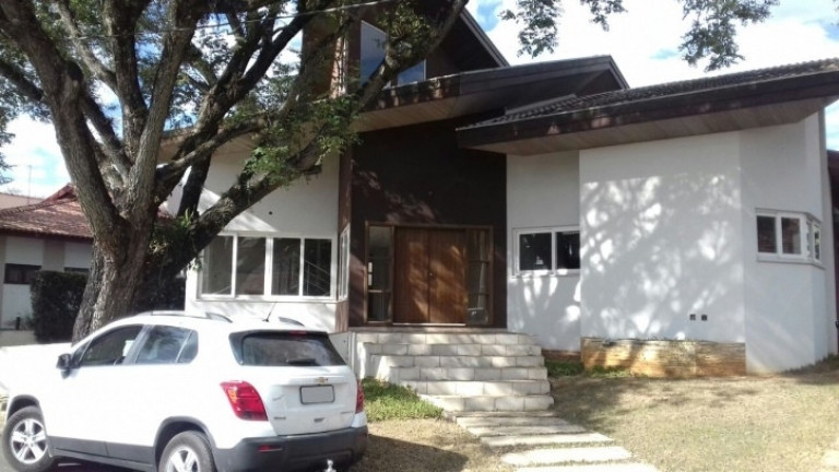 Casa com 3 Quartos à Venda, 900 m² em Jacareí