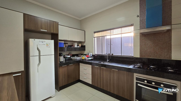 Imagem Casa com 3 Quartos à Venda, 168 m² em Santa Fé - Dourados Imagem Casa com 3 Quartos à Venda, 168 m² em Santa Fé - Dourados