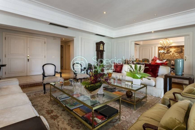 Apartamento com 4 Quartos à Venda, 550 m² em Jardim Paulistano - São Paulo