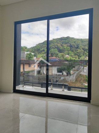 Imagem Casa com 3 Quartos à Venda, 140 m² em Iririú - Joinville