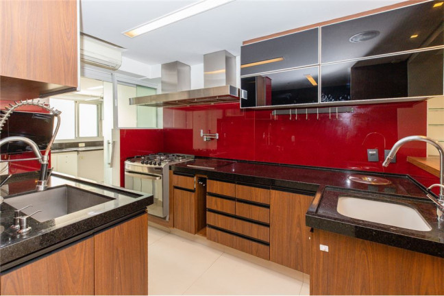 Imagem Apartamento com 3 Quartos à Venda, 158 m² em Moema - São Paulo
