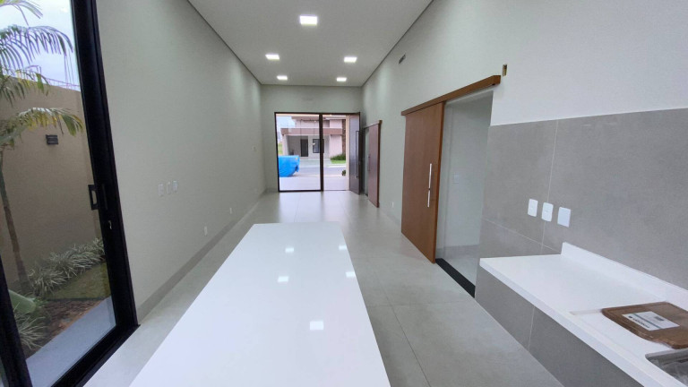 Imagem Casa com 3 Quartos à Venda, 142 m² em Cuiabá Imagem Casa com 3 Quartos à Venda, 142 m² em Cuiabá