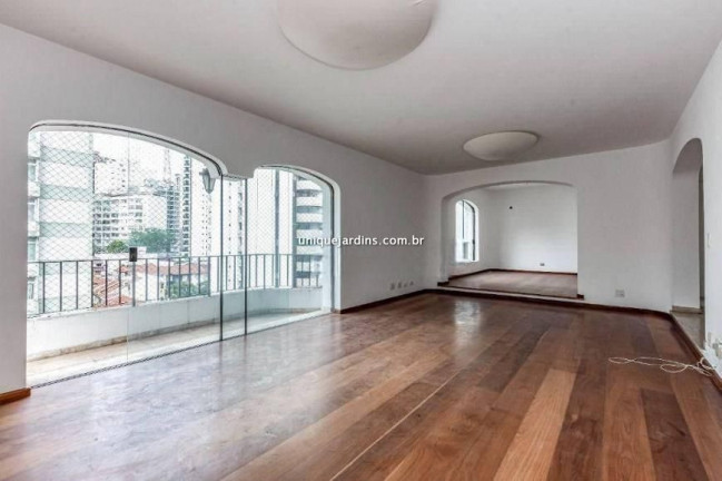 Apartamento com 4 Quartos à Venda, 196 m² em Jardim América - São Paulo