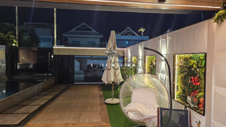 Imagem Casa com 4 Quartos à Venda, 383 m² em Recreio Dos Bandeirantes - Rio De Janeiro Imagem Casa com 4 Quartos à Venda, 383 m² em Recreio Dos Bandeirantes - Rio De Janeiro