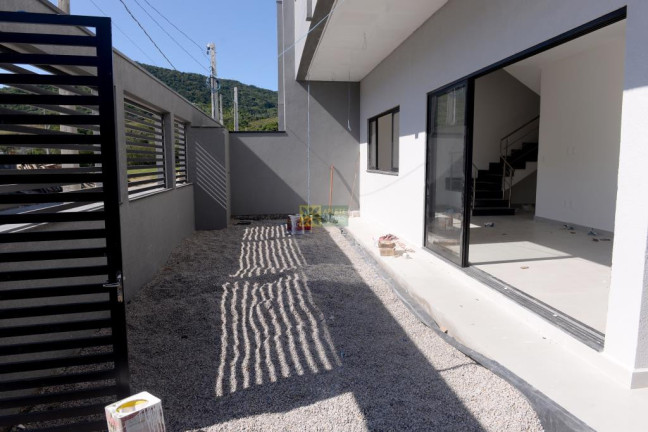 Imagem Sobrado com 3 Quartos à Venda, 122 m² em Vila Nova - Porto Belo Imagem Sobrado com 3 Quartos à Venda, 122 m² em Vila Nova - Porto Belo